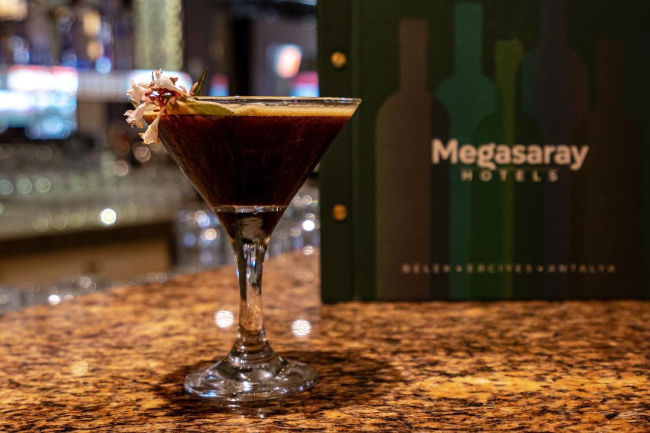 Megasaray Westbeach Αττάλεια Εξωτερικό φωτογραφία A Megasaray Hotel cocktail
