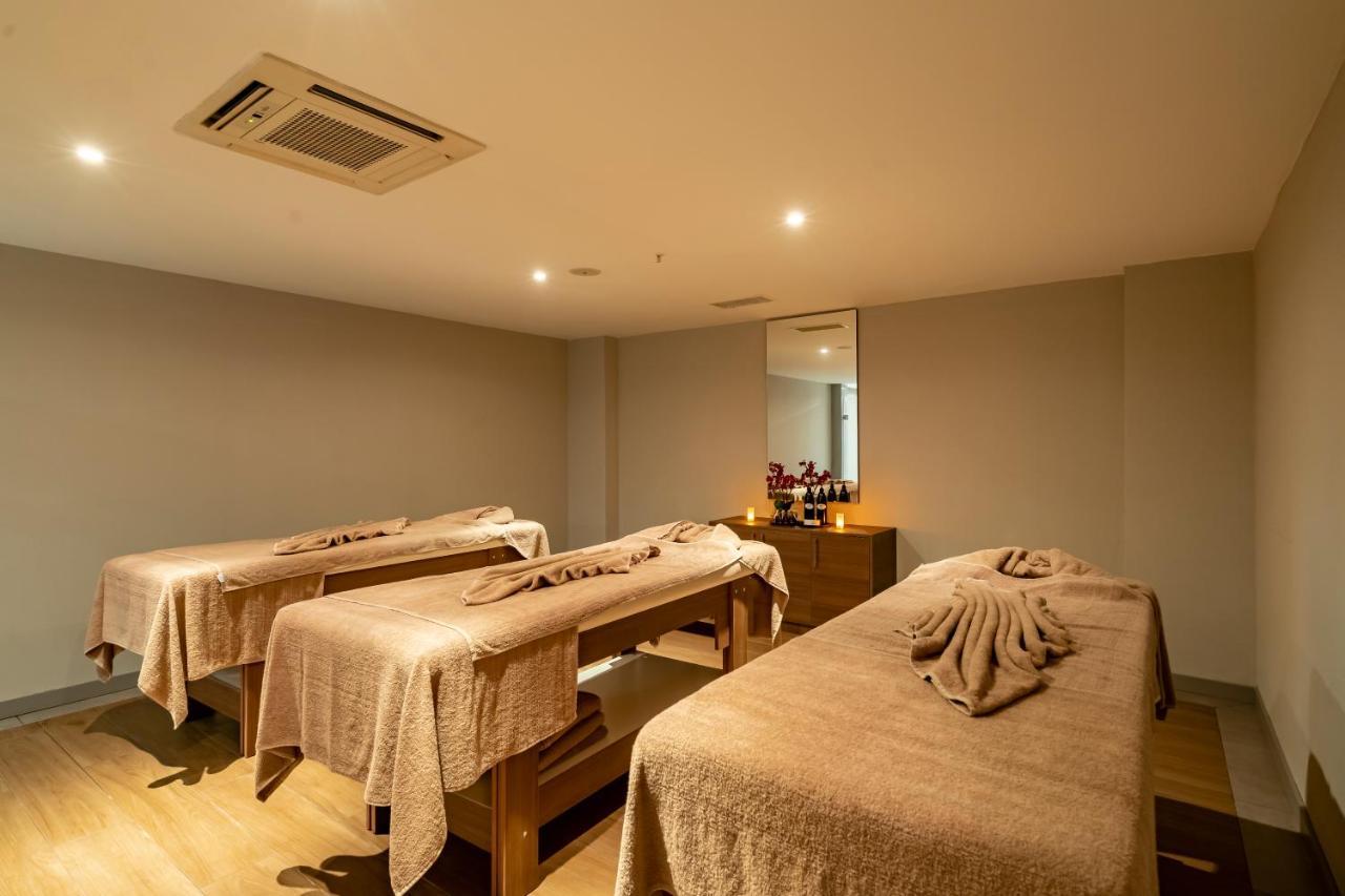 Megasaray Westbeach Αττάλεια Εξωτερικό φωτογραφία Massage beds