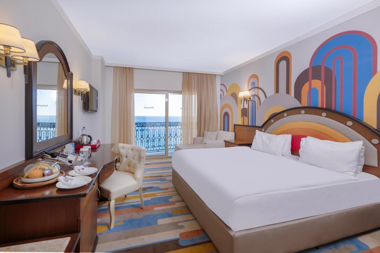 Megasaray Westbeach Αττάλεια Εξωτερικό φωτογραφία A room at the Hilton Sharm El Sheikh