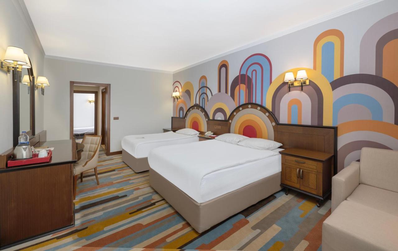 Megasaray Westbeach Αττάλεια Εξωτερικό φωτογραφία A room at the hotel